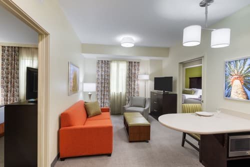 Staybridge Suites Miami International Airport by IHG, Room