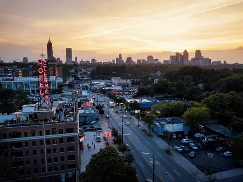 Hotel Clermont, View from property