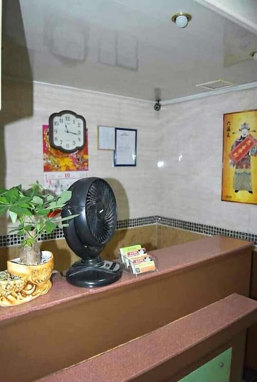 Hong Kong Astronaut's Hotel