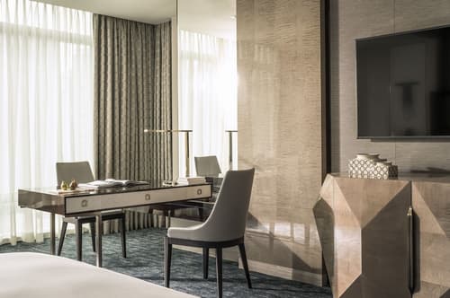 Four Seasons Hotel Kuala Lumpur, Room