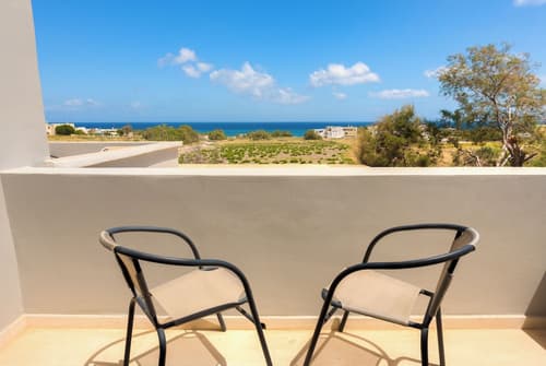 Anamar Santorini, Room