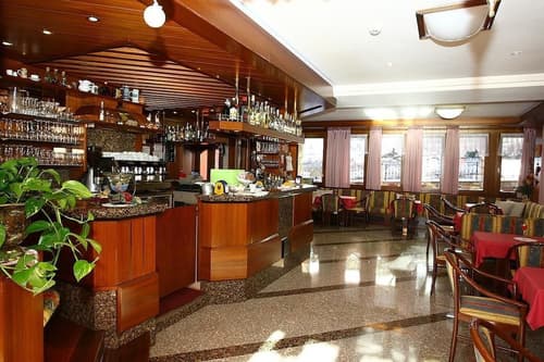 Hotel Londra, Bar (on property)