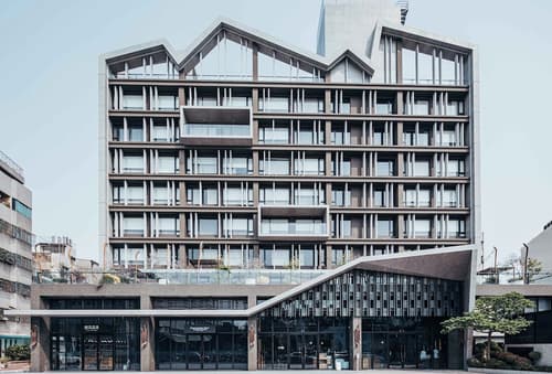 U.I.J Hotel & Hostel