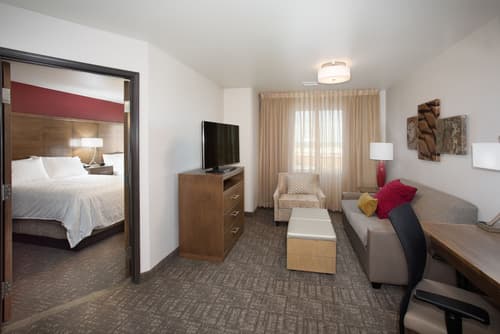 Staybridge Suites Rapid City - Rushmore by IHG, Room