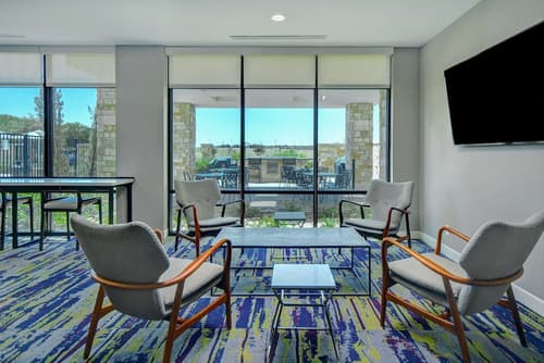 Home2 Suites by Hilton Plano Richardson, Lobby sitting area