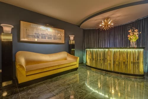 Otivm Hotel, Reception