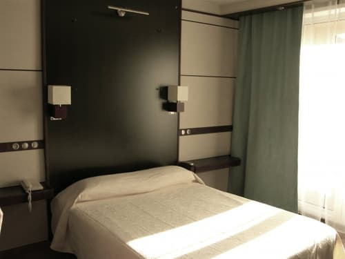 Cors Hotel