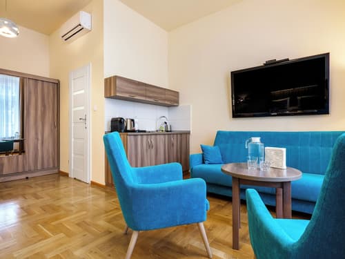 Kosmopolita Apartments, Room