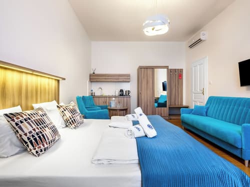 Kosmopolita Apartments, Room