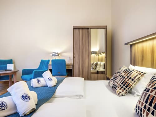 Kosmopolita Apartments, Room