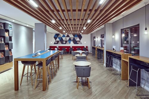 Holiday Inn Express Gibraltar by IHG, Lobby sitting area