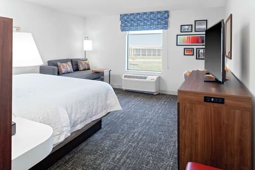 Hampton Inn & Suites Chicago-Burr Ridge, Room