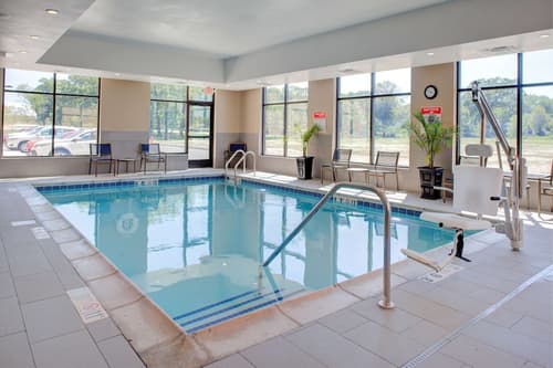 Hampton Inn & Suites Chicago-Burr Ridge, Pool
