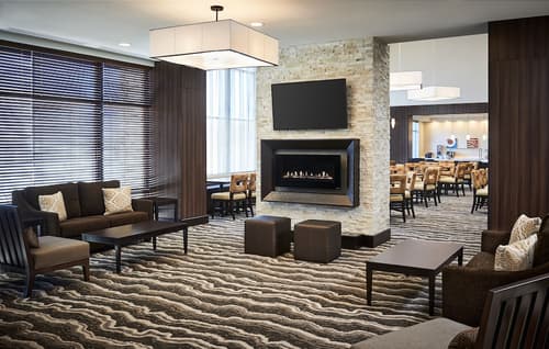 Staybridge Suites Niagara-On-The-Lake by IHG, Lobby sitting area