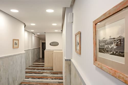 Athens Connection Apartments, Reception