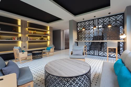 Antiya Hotel Phuket, Lobby sitting area