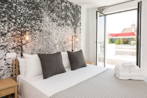 Plaza de España Skyline, Room