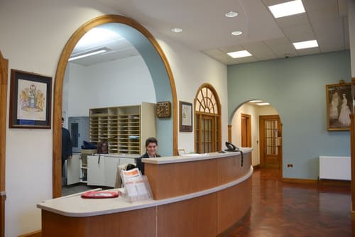 Goodenough College, Reception