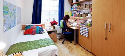 Goodenough College, Room