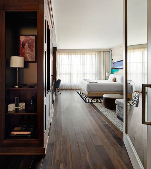 Sophy Hyde Park, Room