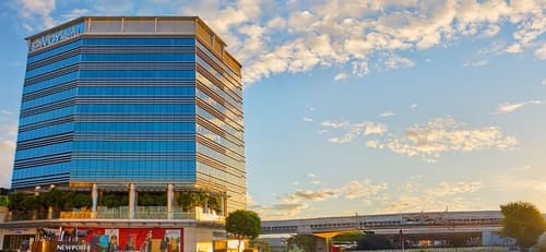 Savoy Hotel Manila near Airport NAIA Terminal 3 MNL, Building design