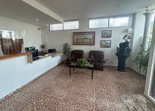 Hostal El Ancla, Reception