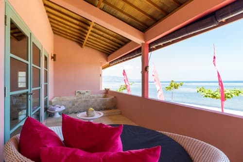 PinkCoco Gili Air - Constant Surprises & for Cool Adults Only
