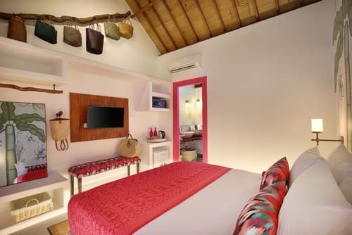 PinkCoco Gili Air - Constant Surprises & for Cool Adults Only