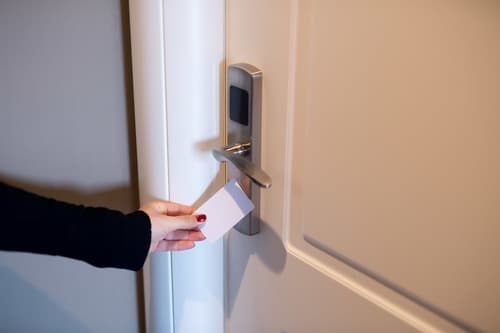 7th Floor Suite, Room