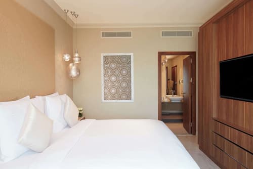 Tilal Jabal Alkabah, Room