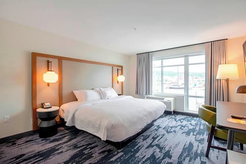 Fairfield Inn & Suites by Marriott Duluth Waterfront