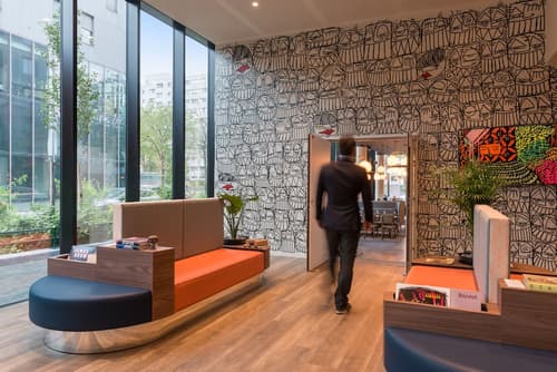 The Originals Boutique, Hôtel Maison Montmartre Paris Les Puces, Lobby sitting area