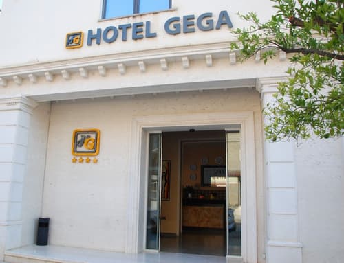 Hotel Gega, Primary image