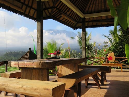 Great Mountain Views, Lobby sitting area