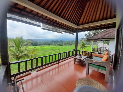 Great Mountain Views, Room