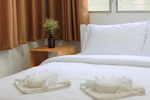 Home @ Hostel Kanchanaburi, Room