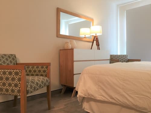 Urbana Suites & Studios 440