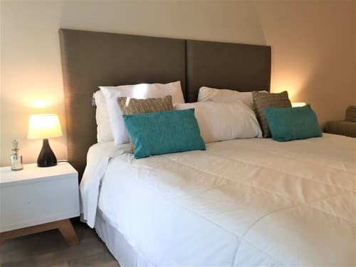 Urbana Suites & Studios 440