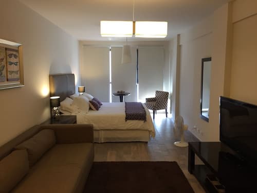 Urbana Suites & Studios 440