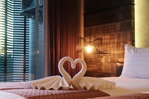 The Glory Gold Hotel, Room