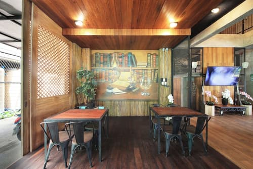 The Chic Lipe - Hostel