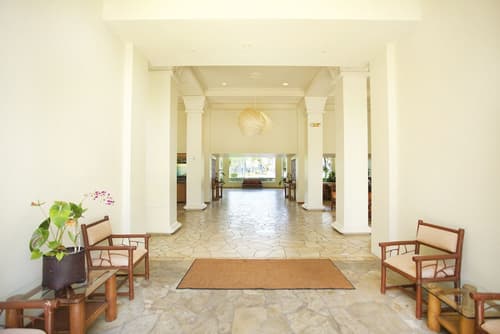 AEI at Kaanapali Shores, Interior entrance