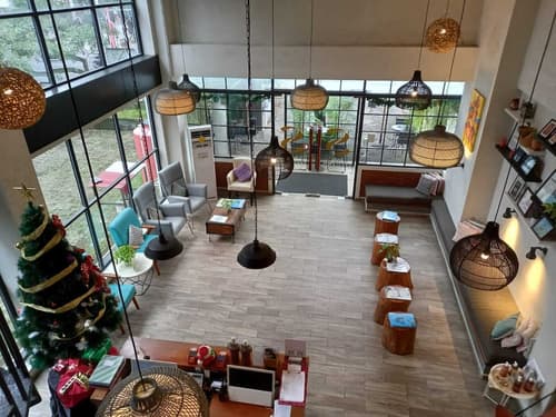 S Loft Manado, Reception