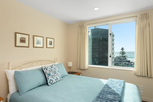 The Beaumont Apartments, Room