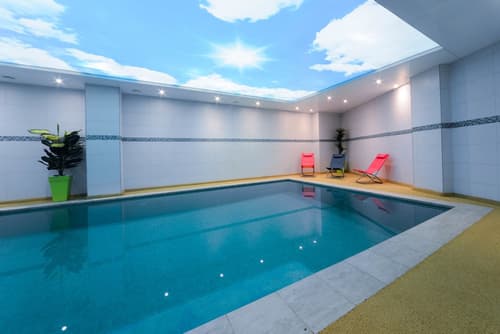 Golden Star Casablanca, Indoor pool