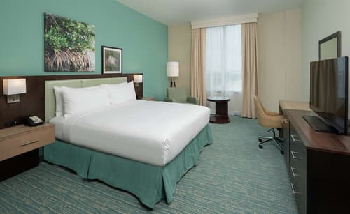 DoubleTree by Hilton Miami - Doral, FL, Room