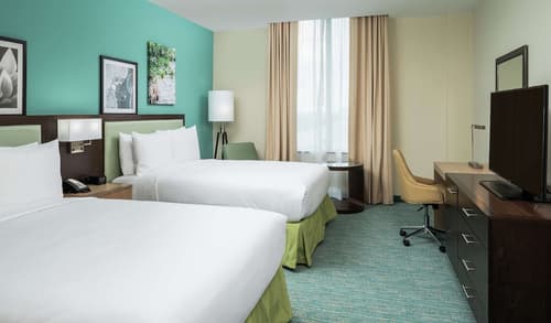 DoubleTree by Hilton Miami - Doral, FL, Room