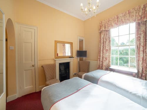 OYO Bailbrook Lodge, Bath, Room