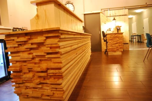 Tehúsið Hostel, Reception