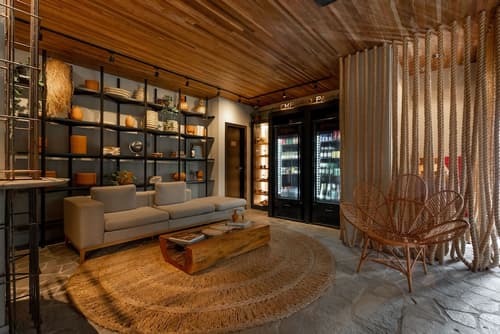 Pauli Boutique Hotel, Reception